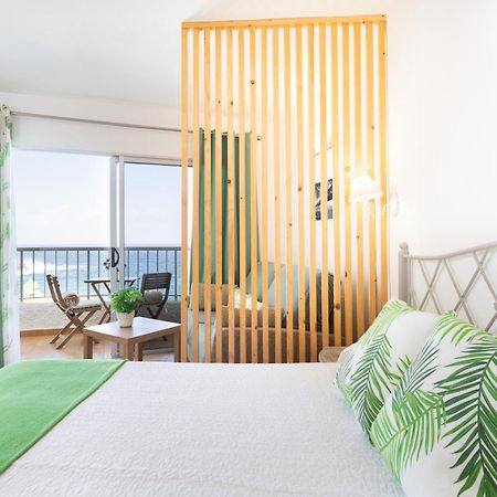 Cozy Seafront Studio With Balcony & Ocean Views San Marcos  Kültér fotó